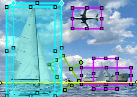 绿色的矩形围绕着船，粉色的矩形围绕着飞机